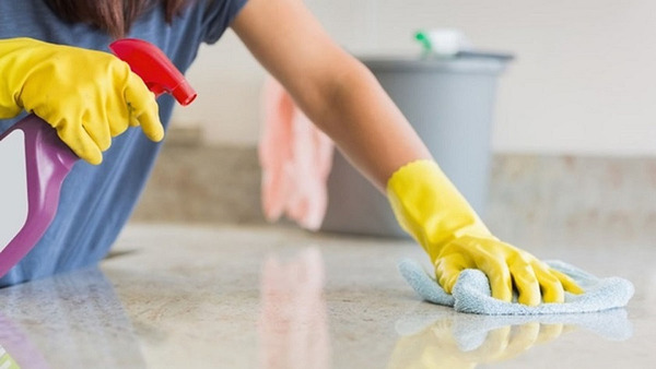 Làm vệ sinh sạch sẽ thường xuyên giúp phòng tránh muỗi hiệu quả