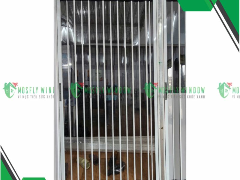 Nhận tư vấn và báo giá lắp đặt cửa lưới xếp chuyên nghiệp tại Mosfly Window
