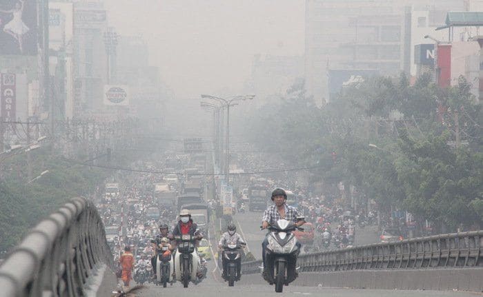 So sánh khả năng lọc bụi của lưới chống muỗi thông thường và lưới chống bụi mịn